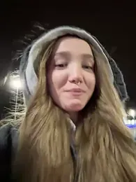 bambi_lu webcam stripchat model stream image