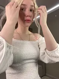 KittiLin webcam stripchat model stream image