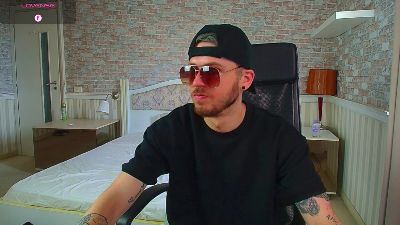 JonahShaw webcam model stream image
