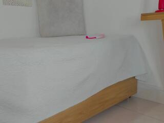 Anamaria Benitez webcam model stream image