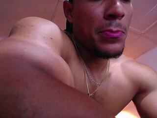 Teddy Fit webcam model stream image