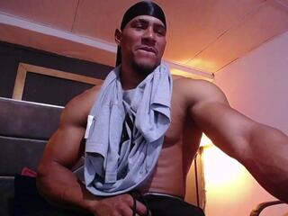 Teddy Fit webcam flirt4free model stream image