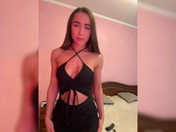 EasyVibe webcam bongacams model stream image