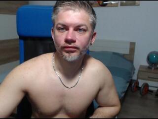 Robby Shaw webcam flirt4free model stream image