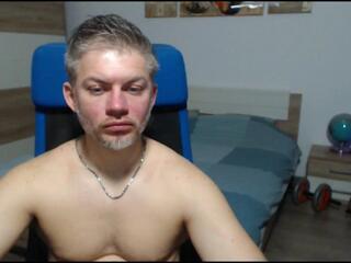 Robby Shaw webcam model stream image