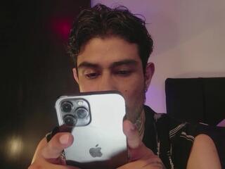 Stefano Everet webcam flirt4free model stream image