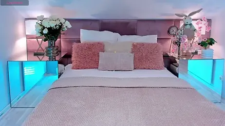 MiaMuse webcam model stream image