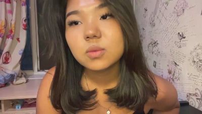 LaritaSuitt webcam model stream image