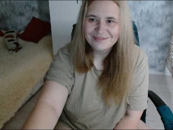 AdelinaLawson webcam bongacams model stream image