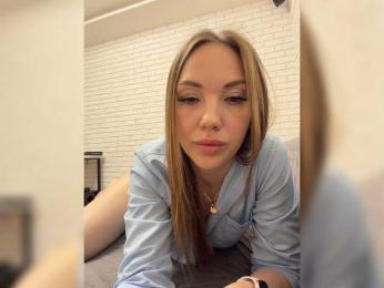 KitFox webcam model stream image