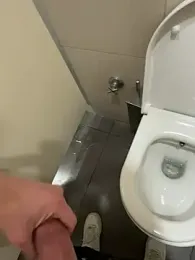 Turkishleo webcam model stream image