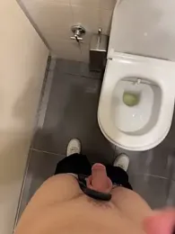 Turkishleo webcam model stream image