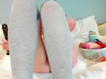 eatmygingersnapps chaturbate stream image, 20.06.2025 14:00