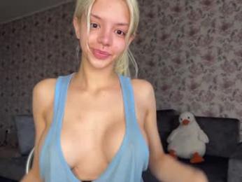 lesi_moonie chaturbate stream image, 21.06.2025 08:10