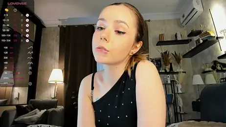 DominikaElis stripchat stream image, 01.07.2025 07:40