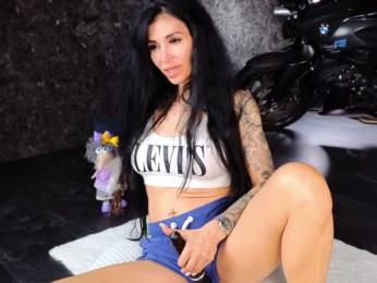 -BABAYAGA- bongacams stream image, 04.07.2025 01:00