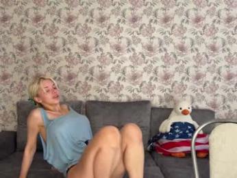 lesi_moonie chaturbate stream image, 06.07.2025 03:00