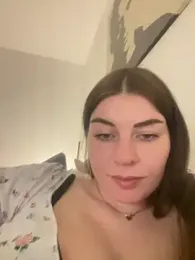 EllyNora stripchat stream image, 09.08.2025 19:20