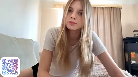 FruityXo stripchat stream image, 22.08.2025 10:40
