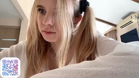 FruityXo stripchat stream image, 27.08.2025 10:10