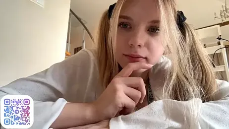 FruityXo stripchat stream image, 27.08.2025 10:10