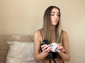 Sky_lertu bongacams stream image, 15.09.2025 08:10