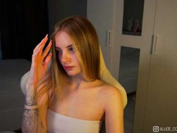 AliceCost bongacams stream image