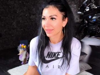 -BABAYAGA- bongacams stream image, 17.09.2025 21:50