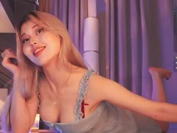 seduza_hyun chaturbate stream image, 19.09.2025 20:00