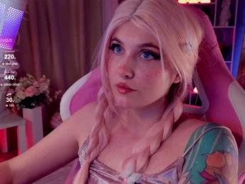 HoneyCherry bongacams stream image, 21.09.2025 17:20