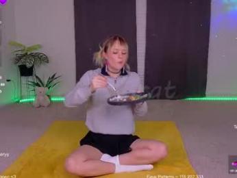 petitebrat chaturbate stream image, 25.09.2025 19:50