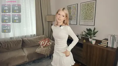 LaureMestler stripchat stream image