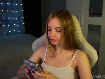 AliceCost bongacams stream image
