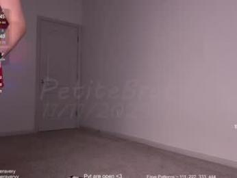 petitebrat chaturbate stream image, 11.11.2025 16:50