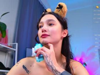 breeding_material chaturbate stream image, 29.11.2025 15:10