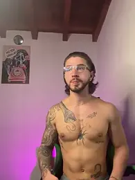 Valentino_Xander stripchat stream image, 14.01.2026 03:20
