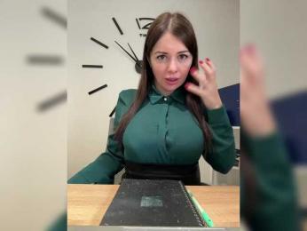 Brenda_KiSKA bongacams stream image, 15.01.2026 07:20