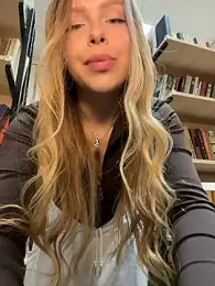 Liza_risky stripchat stream image, 18.01.2026 13:10