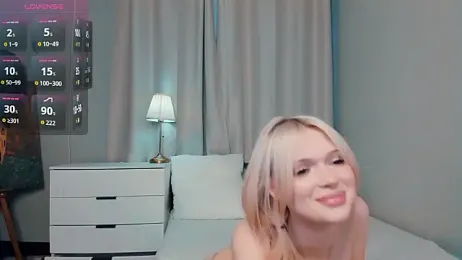 LaureMestler stripchat stream image