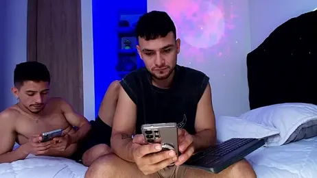 Two_sinzXX stripchat stream image