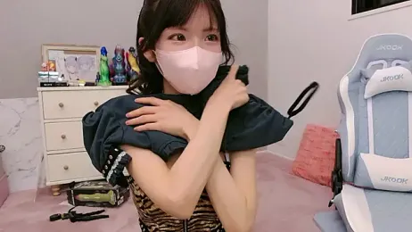 -minami- stripchat stream image