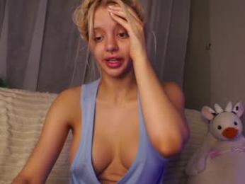 lesi_moonie chaturbate stream image, 05.03.2025 04:00