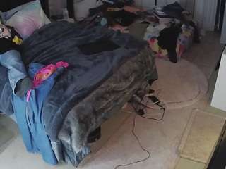 voyeurcam-house-charleys-room camsoda stream image