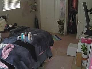 voyeurcam-house-charleys-room camsoda stream image