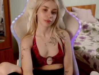 ho1yh01e chaturbate stream image, 27.03.2026 19:00