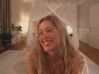 HeyBanana bongacams stream image