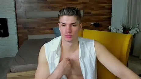 MaxKaiden stripchat stream image, 30.03.2026 04:30