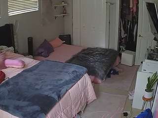 voyeurcam-house-charleys-room camsoda stream image