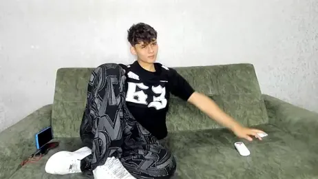 willy_sexxx18 stripchat stream image