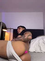 muscle_boyhorny stripchat stream image, 28.04.2026 04:20